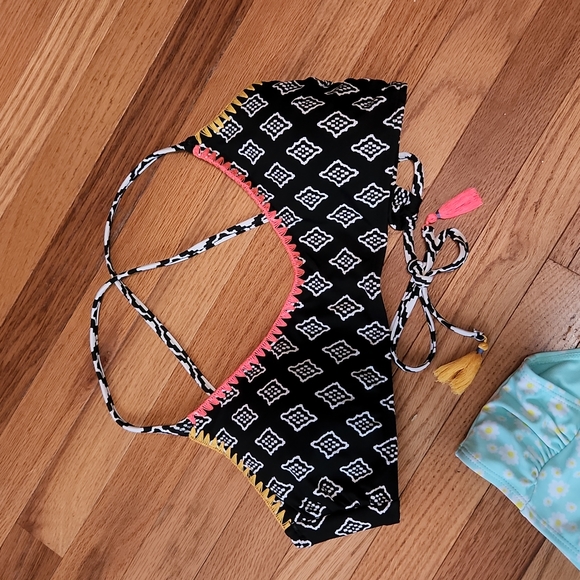 Bikini separates size small - Picture 5 of 5